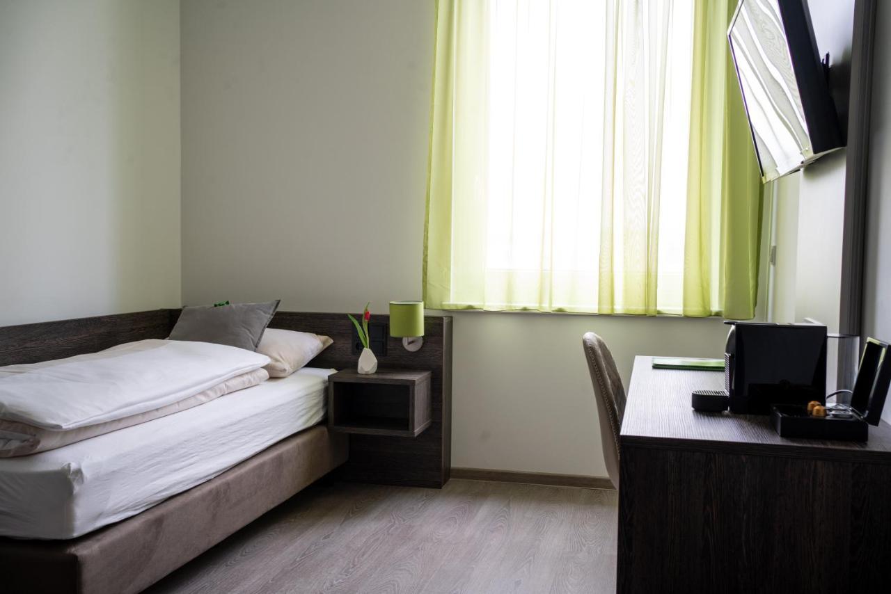 Eee Hotel Graz Pirka Eksteriør billede
